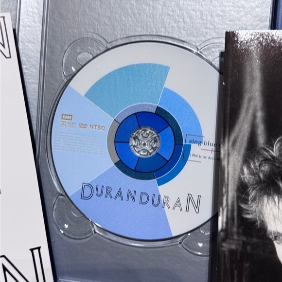 š¤šø Rare Vintage Duran Duran Sing Blue Silver 1984 Tour Documentary - Picture 15 of 16